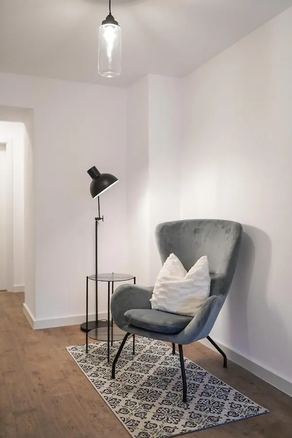 Ferienhaus Theodor Eg Лауфен Апартаменты